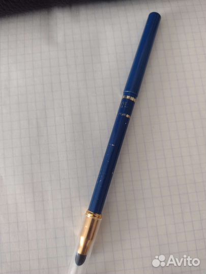 Rare Beauty, Eveline, Vivienne sabo