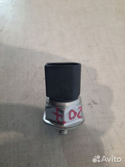 Датчик давления топлива Mercedes E250 C207 271.860