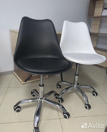 Офисный стул компьютерное кресло