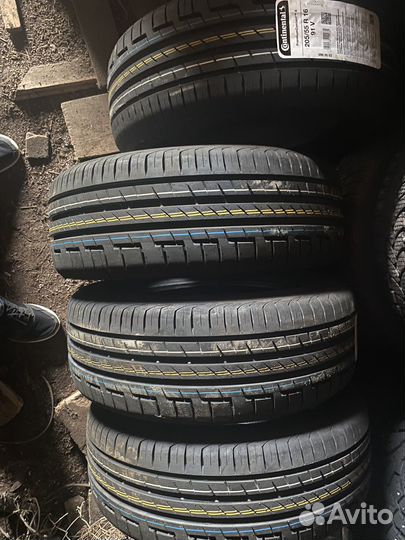 Continental ContiPremiumContact 6 205/55 R16