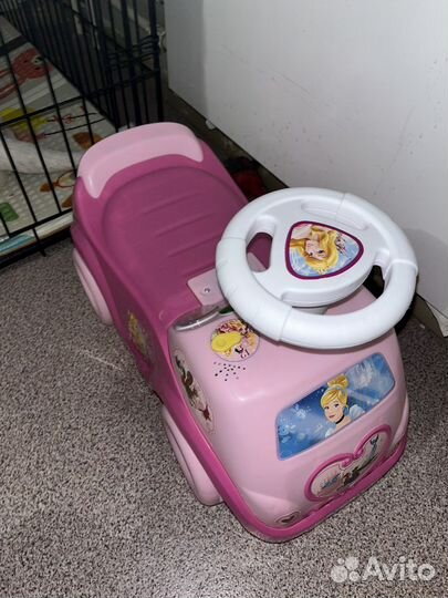 Машинка толокар для принцессы