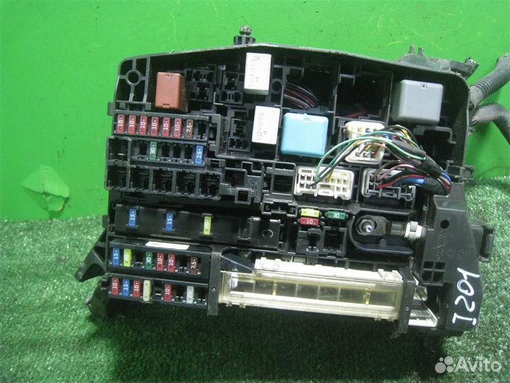 Блок предохранителей моторный Toyota Verso R2 2009