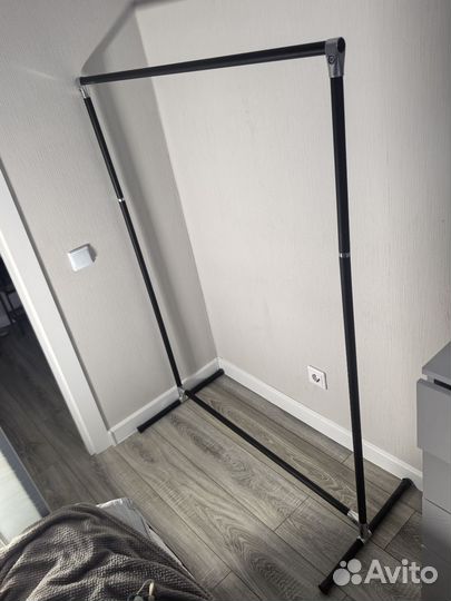 Вешалка напольная