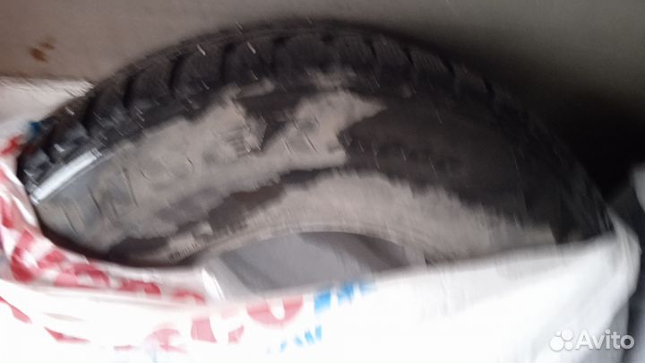 Bridgestone Weather Control A001 16/70 R16 31L