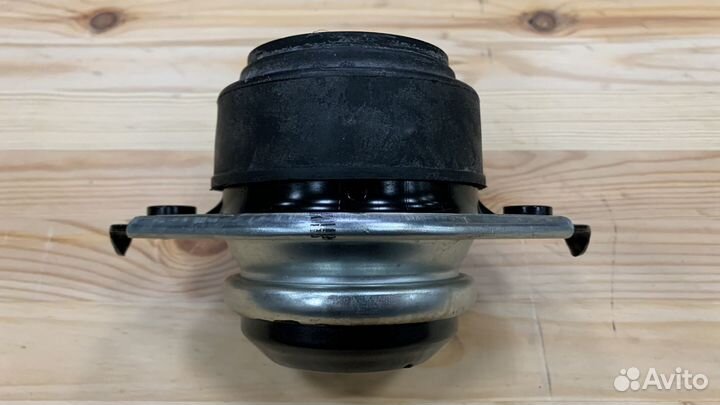 Опора двигателя Mercedes ML W164 Мерседес мл 164