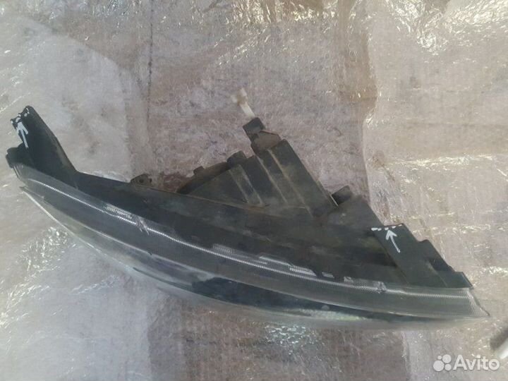 Фара передняя правая LADA Granta 2018