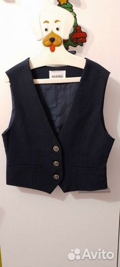 Жилетка школьная 146р