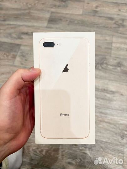 iPhone 8 Plus, 64 ГБ