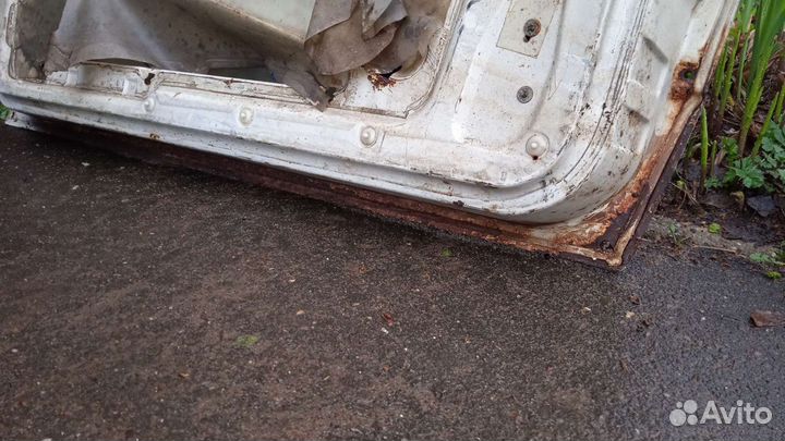 BMW e30 купе дверь передняя правая