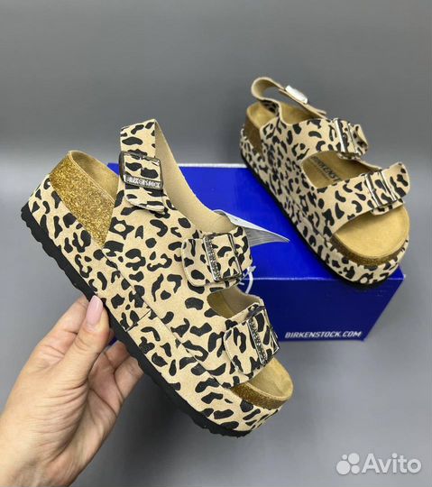 Сандалии замшевые Birkenstock «леопардовые»