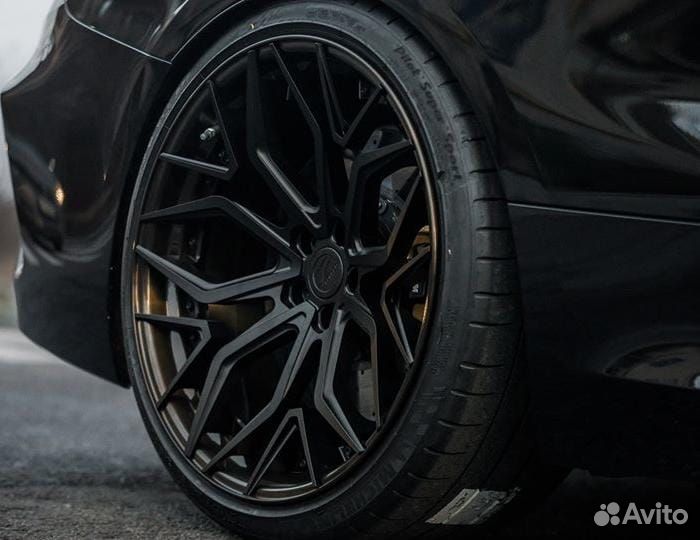 Кованые диски R21 на BMW M5 / M8