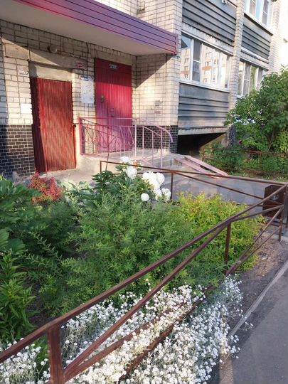 2-к. квартира, 53 м², 1/5 эт.