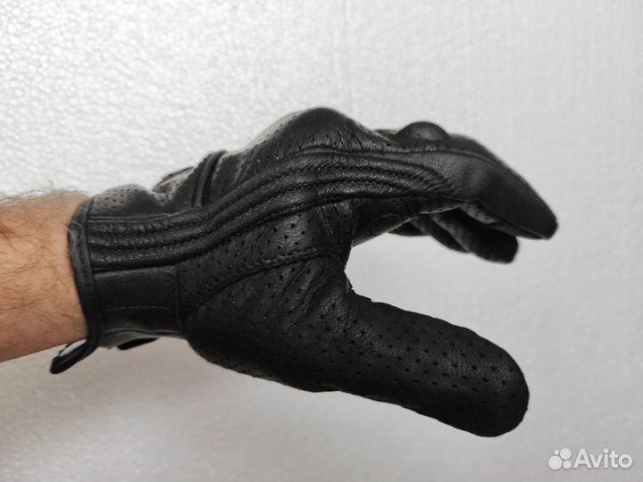 Мотоперчатки кожаные, перфорированные