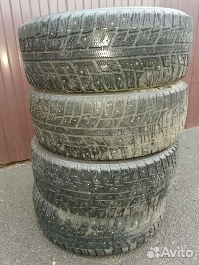 Kumho Ice Power KW21 215/55 R17 98T