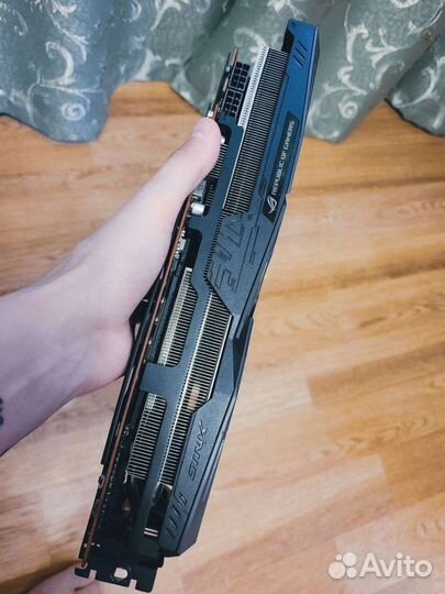 Asus ROG Strix Radeon RX 5700 XT 8 GB