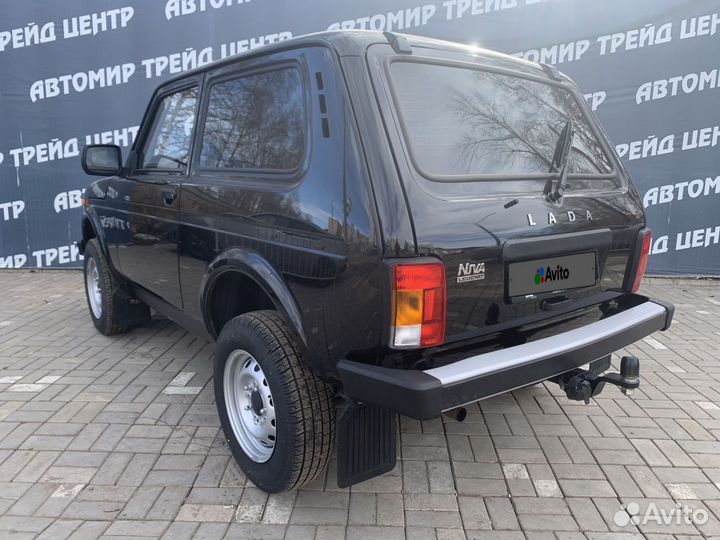 ВАЗ Niva Legend 1.7 МТ, 2022, 3 200 км