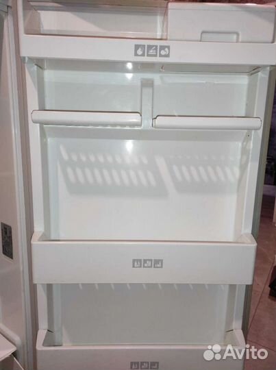 Холодильник stinol