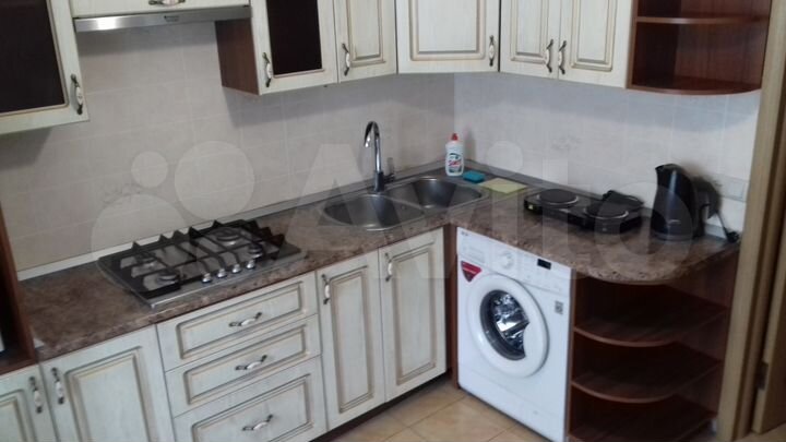 2-к. квартира, 50 м², 5/9 эт.