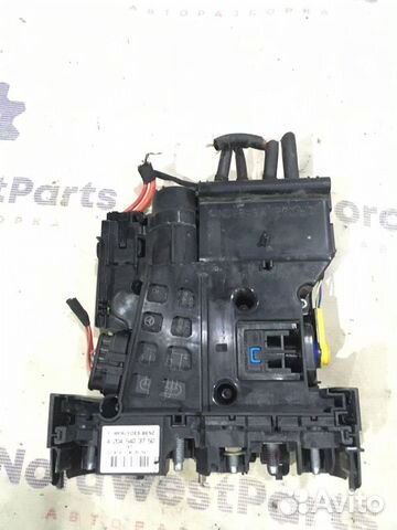 Блок предохранителей Mercedes-Benz W204 C180 седан