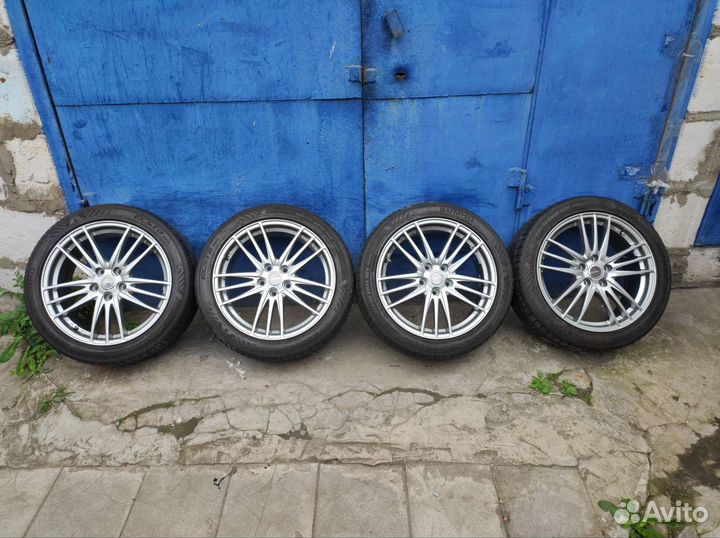 Красавцы Bridgestone на шинах 225/45/18 Kumho