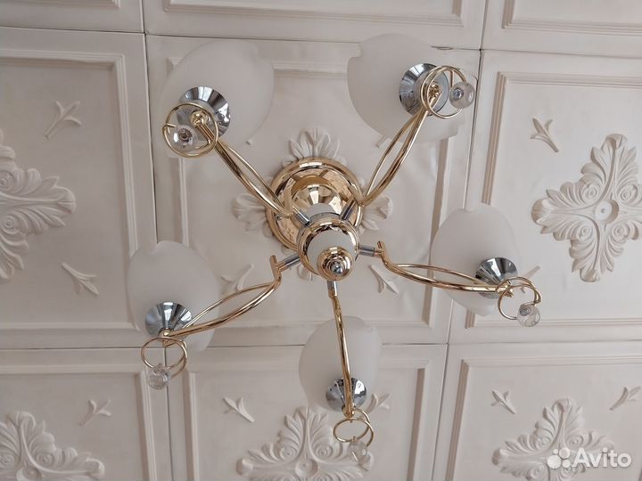 Люстра потолочная