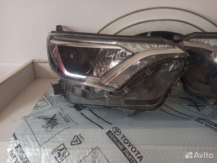 Фары Тоëота Рав 4 Toyota RAV 4