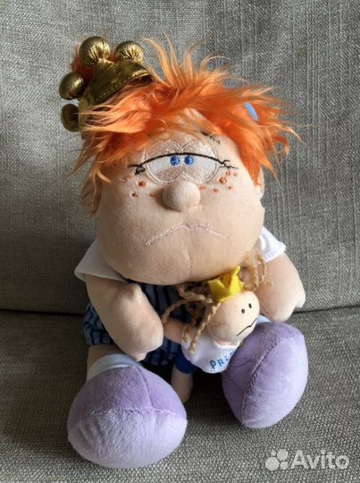 Плюшевая царевна-несмеяна