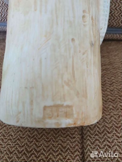 Фарфоровая статуэтка Дама в шляпе