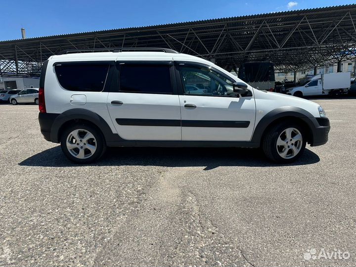 LADA Largus 1.6 МТ, 2015, 262 000 км