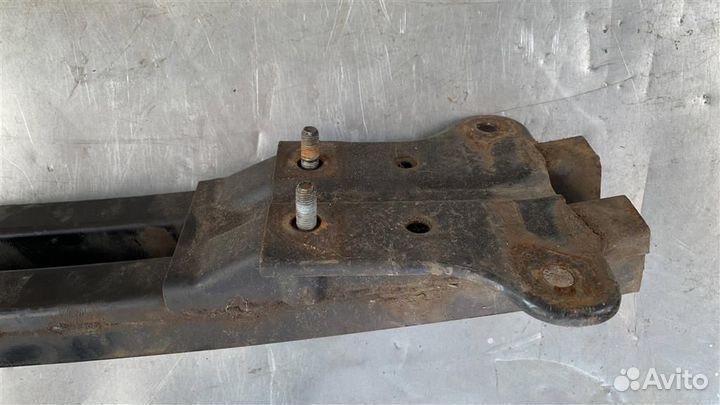 Усилитель переднего бампера от Kia Sorento 2003-2