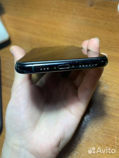 iPhone 11 Pro, 64 ГБ