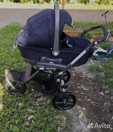 Детская коляска 3 в 1