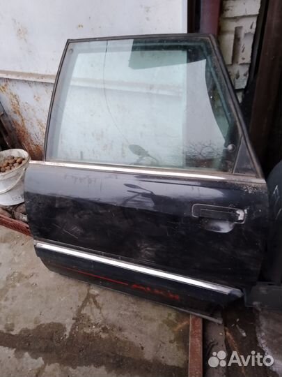 Двери от audi 100