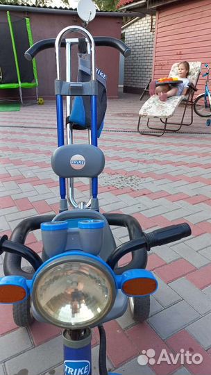 Детский велосипед с ручкой