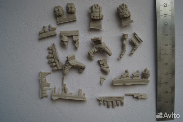 Продам смоляные фигуры 1/35