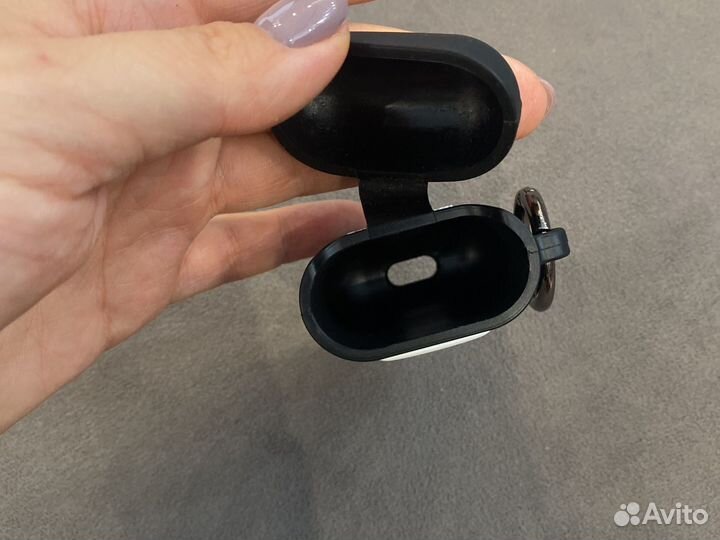 Чехол для airpods karl lagerfeld