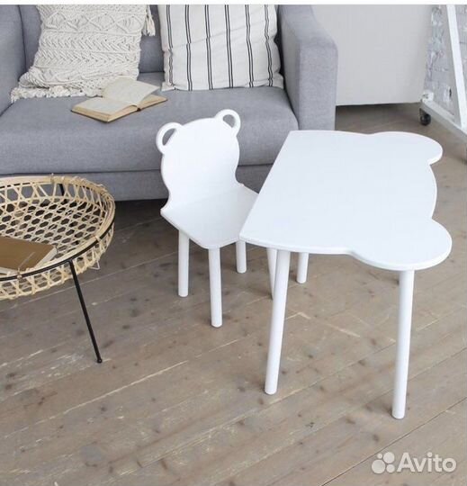 Детский стульчик из массива дерева