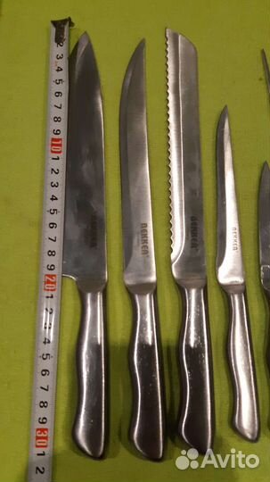 Набор кухонных ножей на подставке bekker