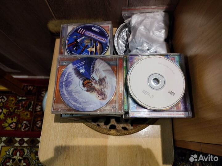 Двд диски фильмы, мп3 диски VHS видеокассеты