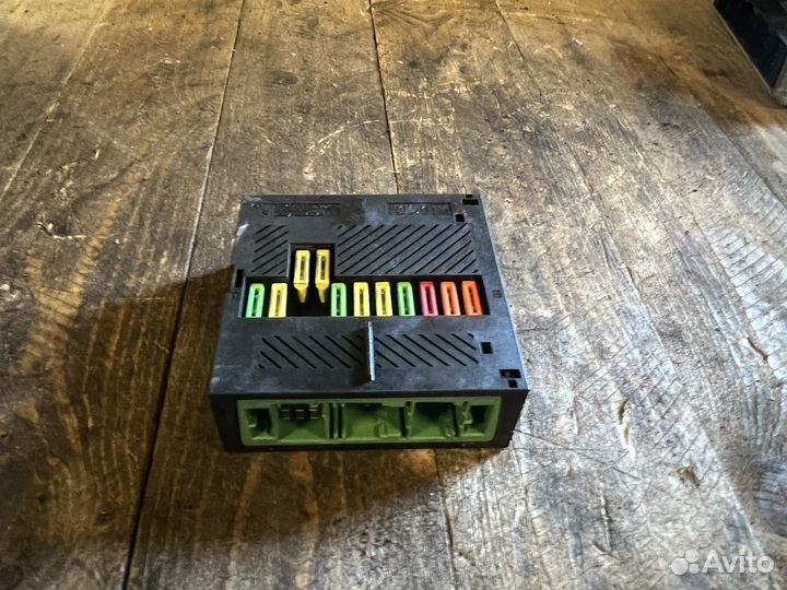 Встроенный модуль питания BMW X5 E53 E60 E63 E65