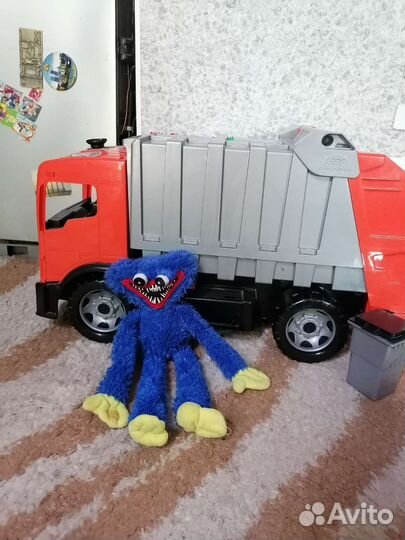 Игрушка грузовик