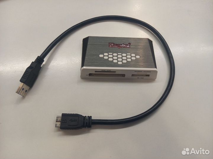Картридер Kingston FCR-HS4