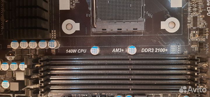 Материнская плата