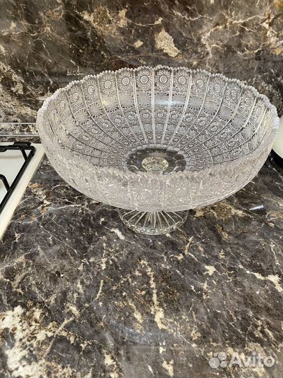 Ваза хрустальная