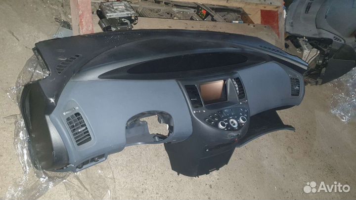 Торпедо Nissan Primera P12 2004-2008 год