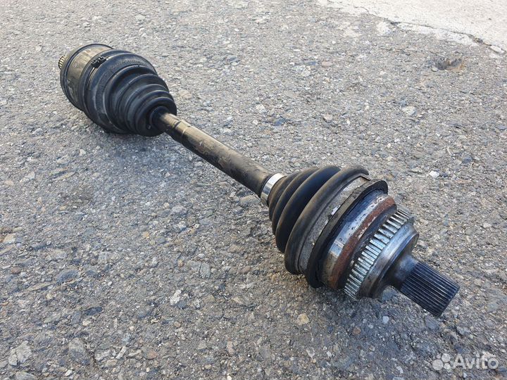 Привод передний правый для Mercedes W210