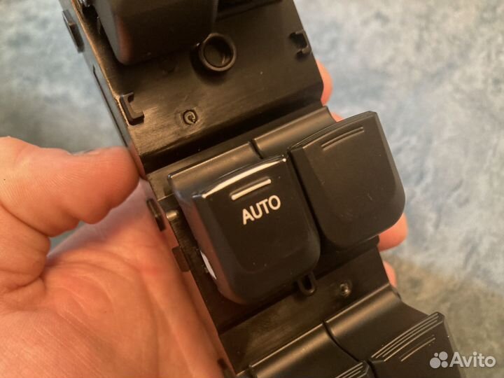 Блок электростеклоподъёмников Киа Рио 3