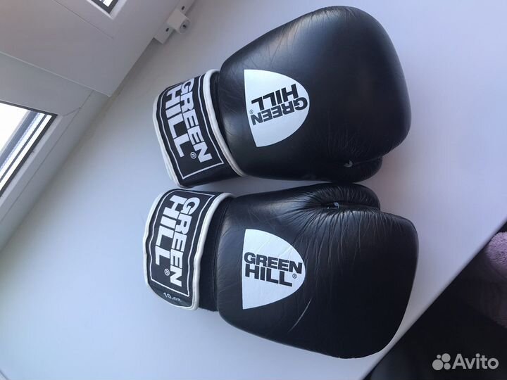 Боксерские перчатки Green hill 10.oz