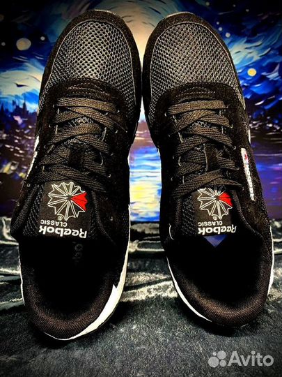 Кроссовки Reebok черные