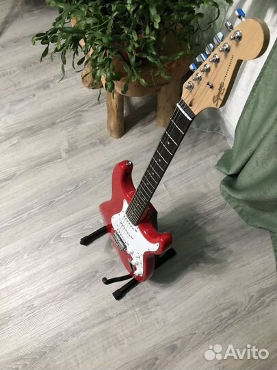 Электрогитара fender squier stratocaster